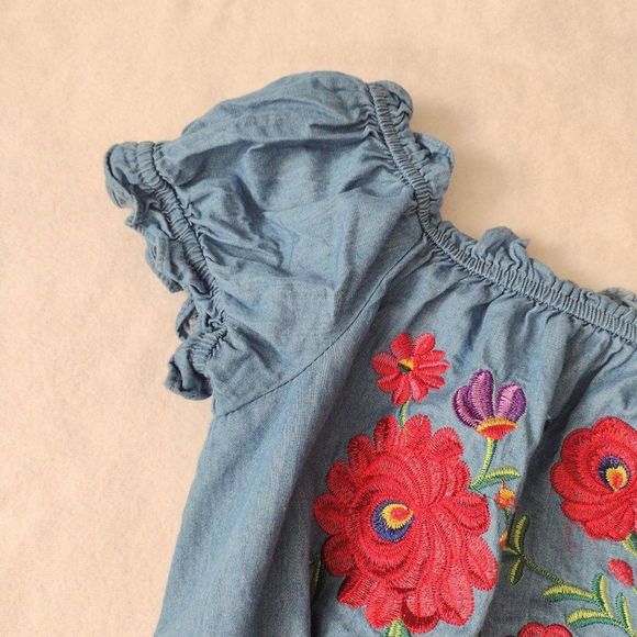 SALE Forever 21 Embroidered Crop Peasant Top L Off Shoulder Chambray - Picture 5 of 10